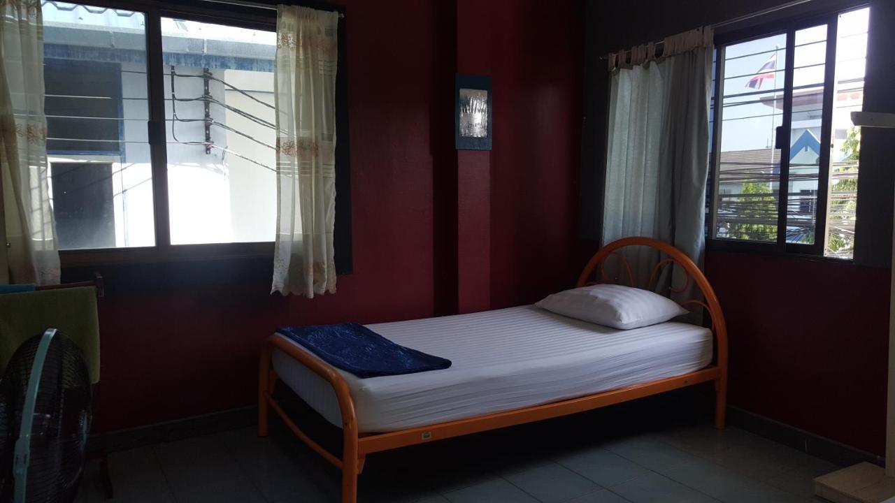 Mr. Clean Guesthouse Krabi town Εξωτερικό φωτογραφία
